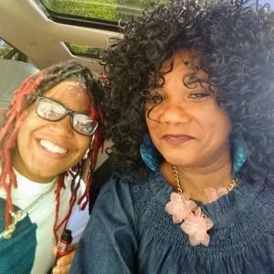 Meet your Posher, Roynisha